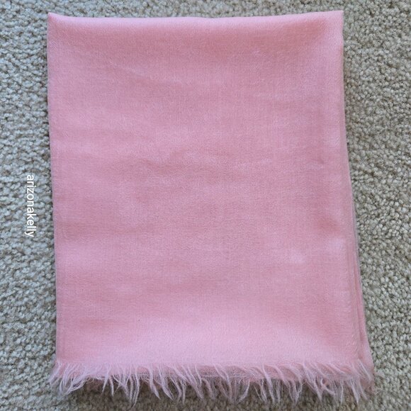 NWOT Ovcio Featherlight Cashmere Scarf - Picture 5 of 14
